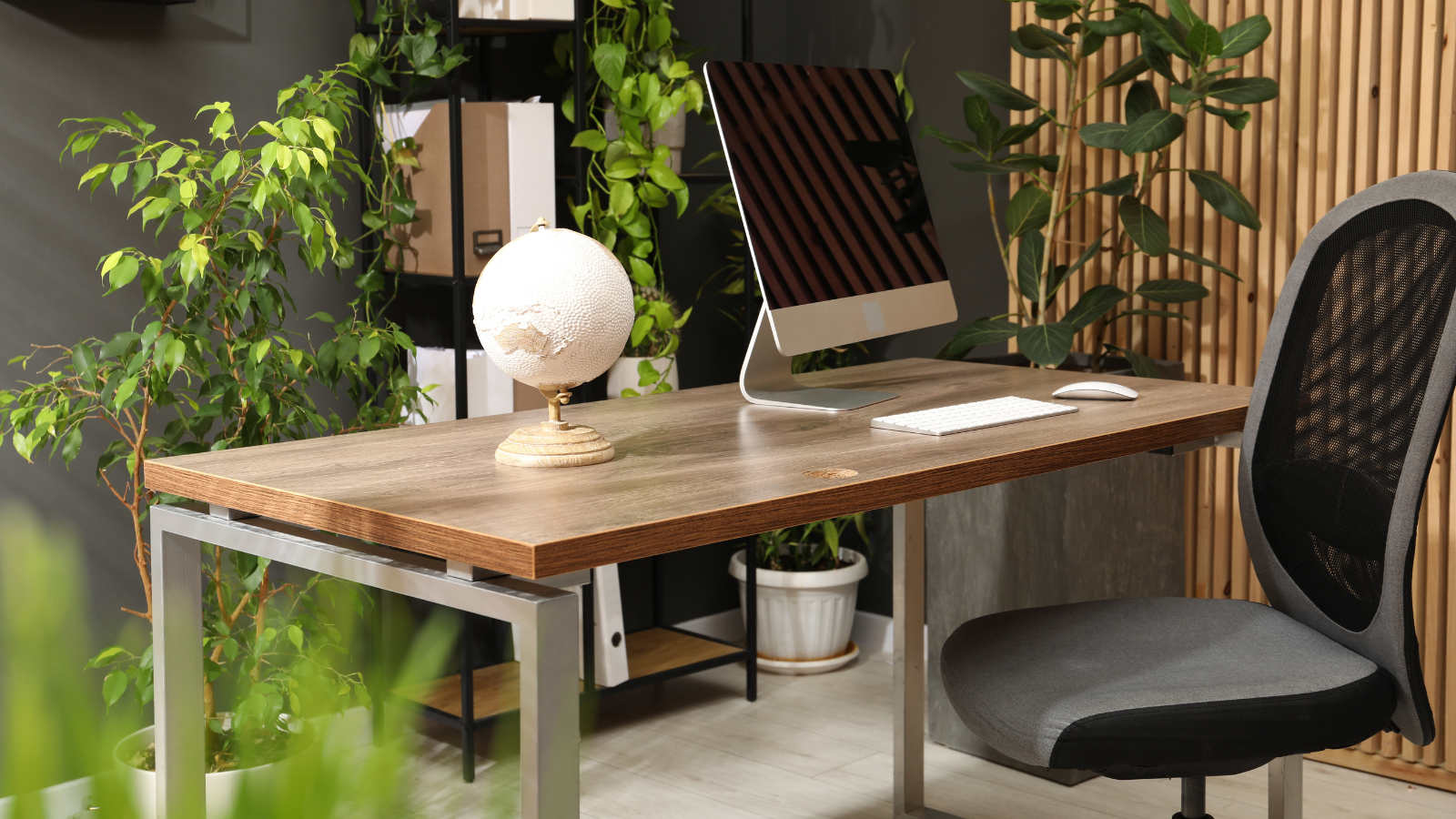 איך לעצב משרד